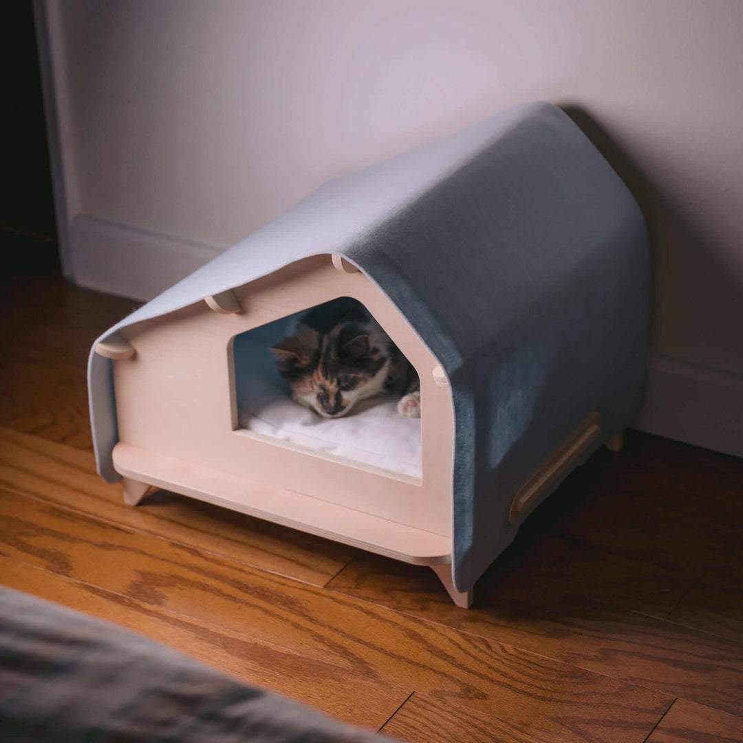 Rawry Pet Houses Luxe Cabin - Delicate Blue Medium / Rawry Pet Houses Luxe Cabin - Delicate Blue XL